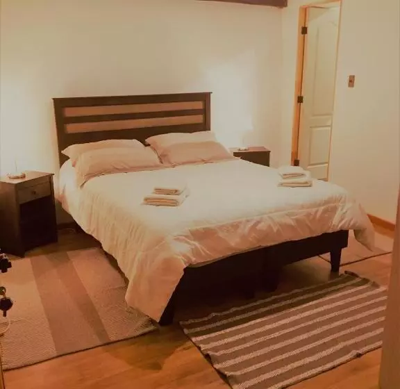 پانسیون La Casa Del Pueblo Hostal