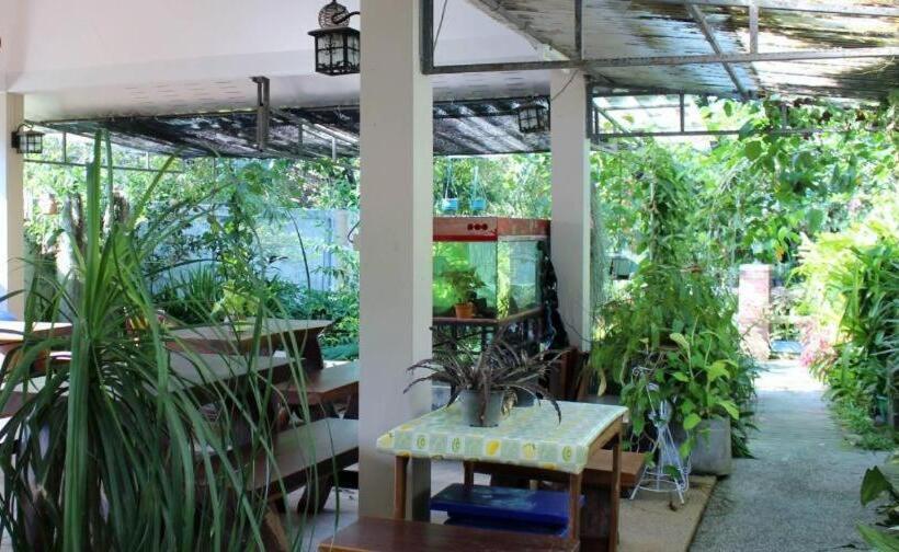 膳宿费 Rommai Rimnaam Resort