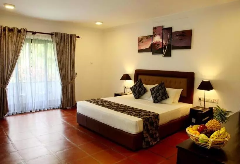 Oreeka   Katunayake Airport Transit Hotels