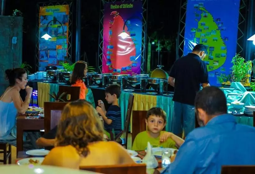 Oreeka   Katunayake Airport Transit Hotels