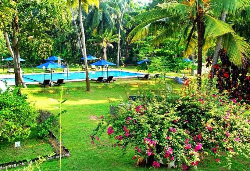 Oreeka   Katunayake Airport Transit Hotels