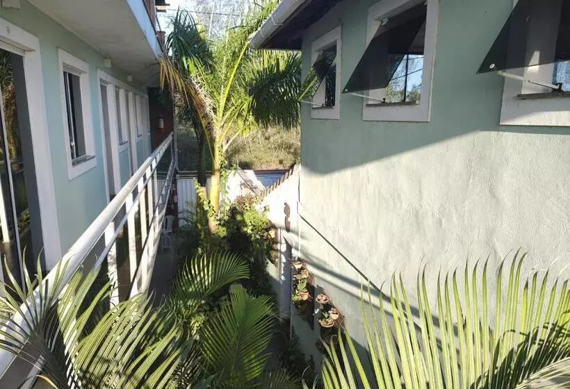 ペンション Airport Pousada