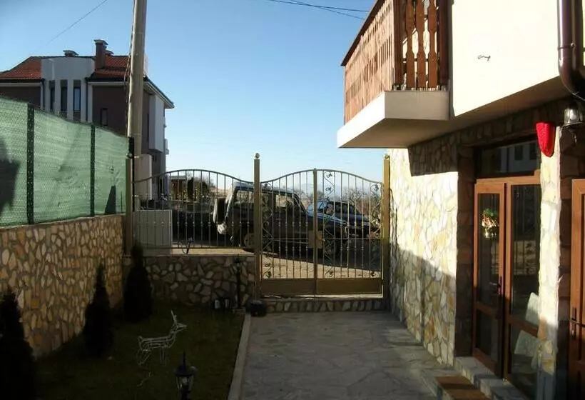 پانسیون Andreevite Houses