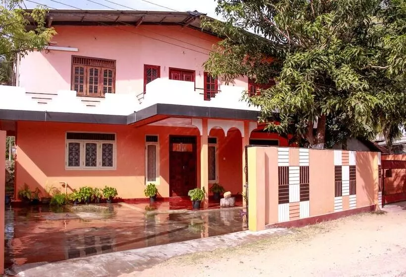 ペンション D Villa Guest House