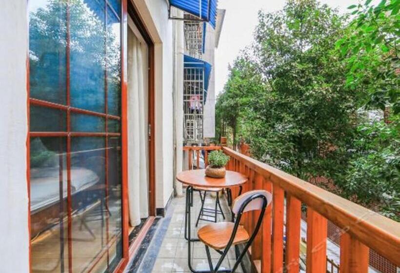 Pansiyon Edinburgh Hostel