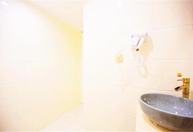 Pansiyon Edinburgh Hostel