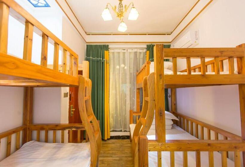 Pansiyon Edinburgh Hostel