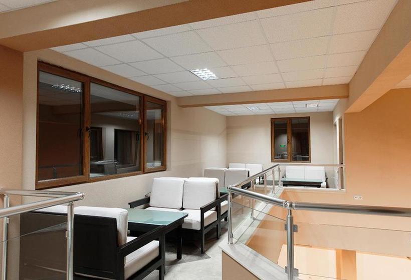 פנסיון Family Hotel Relaxa