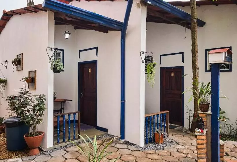 ペンション Pousada Alterosa