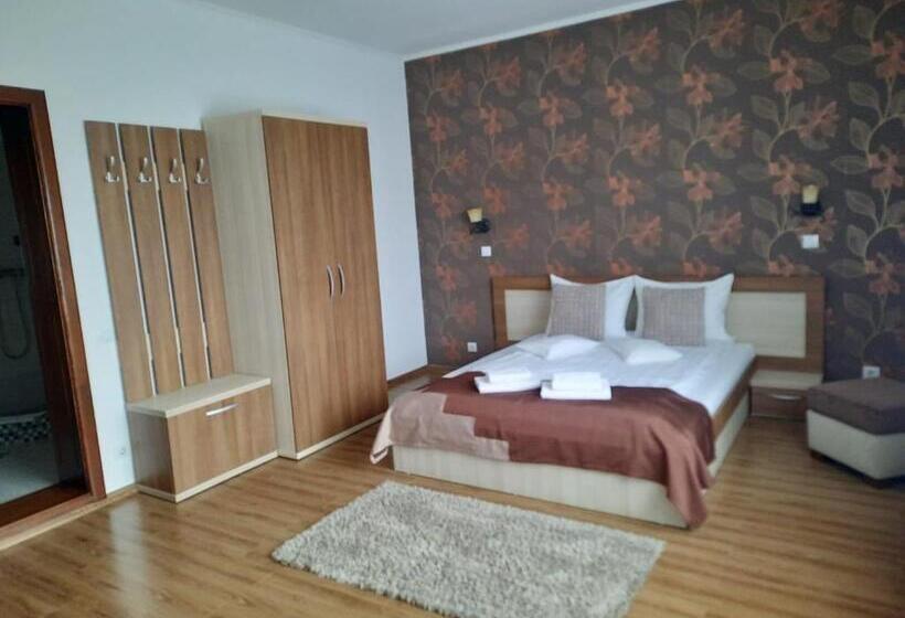 بنسيون Villa Prestige