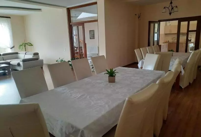 Majatalo Villa Prestige