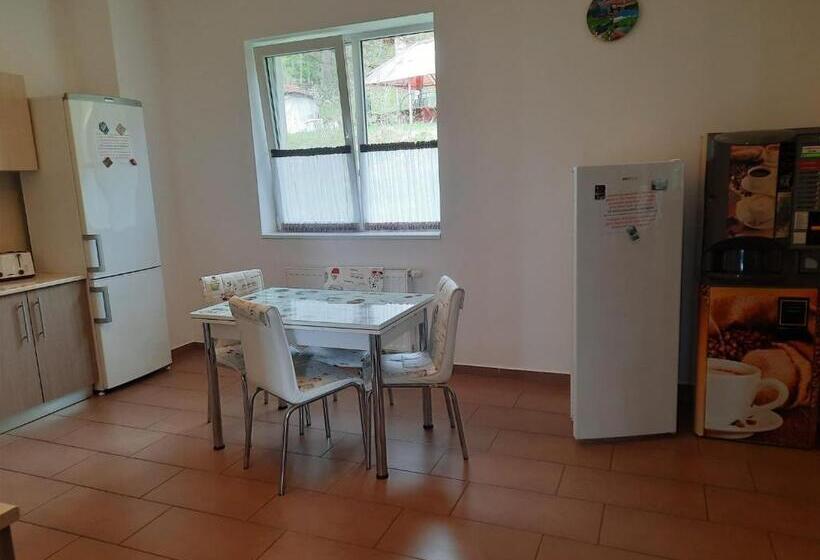 بنسيون Villa Prestige