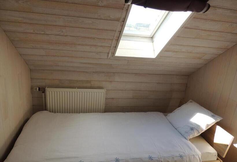 הוסטל Auberge La Fourchette Paysanne