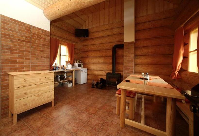 호텔 Na Samotě Ve Srubu