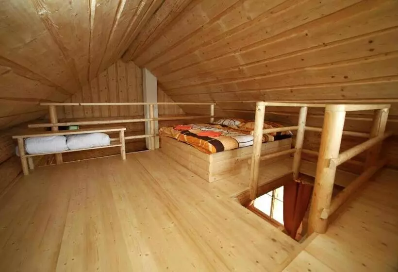 هتل Na Samotě Ve Srubu