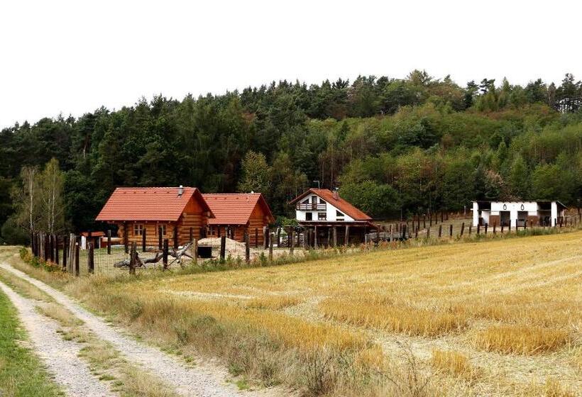 호텔 Na Samotě Ve Srubu