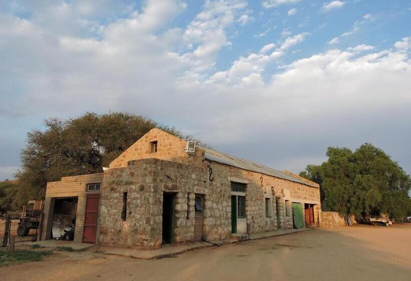 هتل Savanna Guest Farm