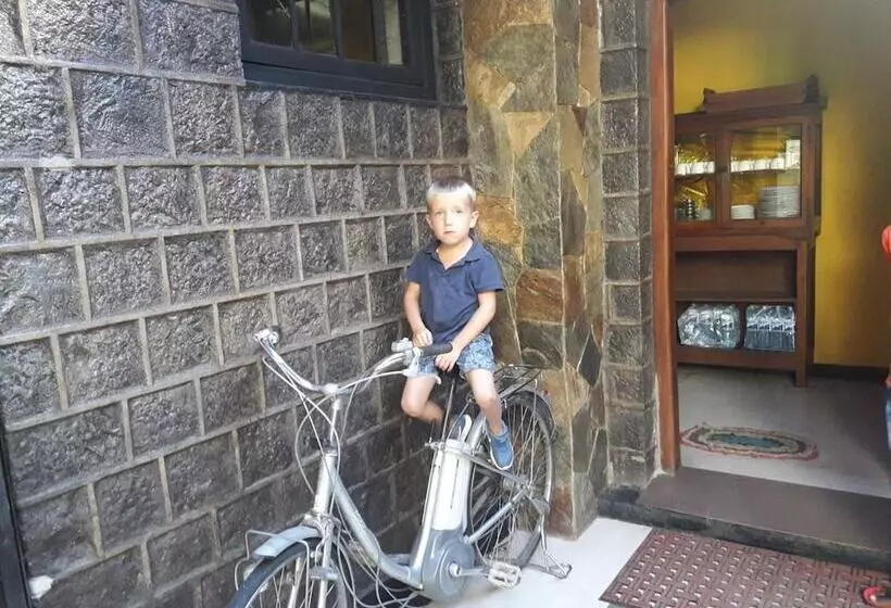 Majatalo Highcliffe Guesthouse