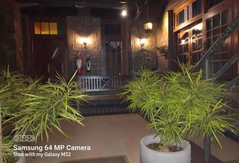 Majatalo Highcliffe Guesthouse