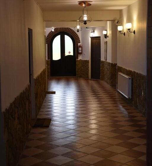 פנסיון Royal Castle