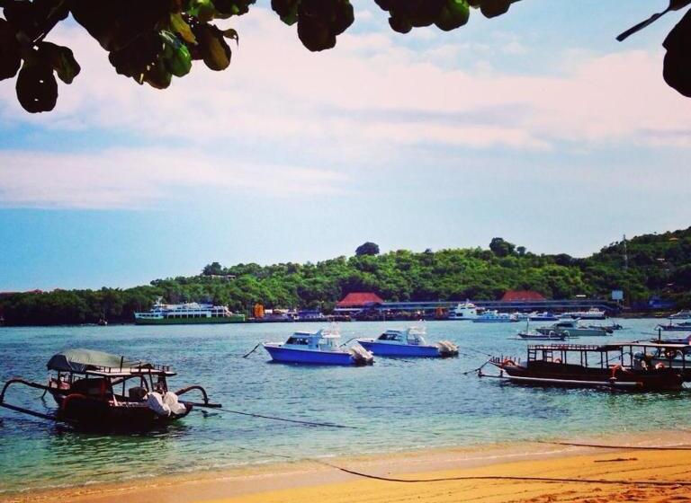 بنسيون Tirta Yoga Inn