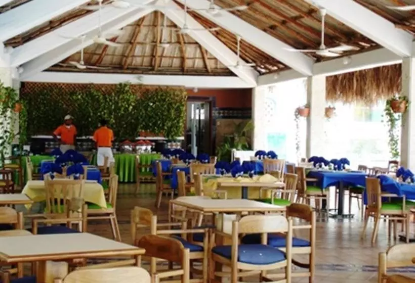 Costa Azul Suites Apartamento 603