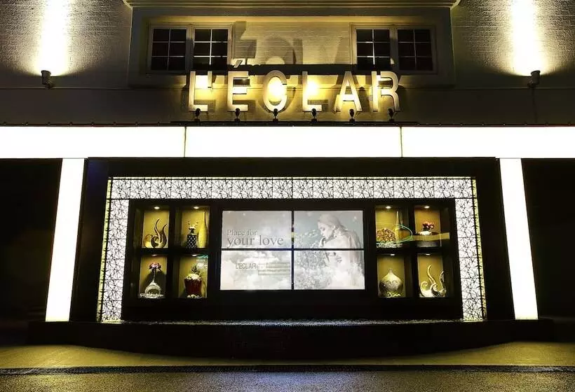 Hotel L Eclair