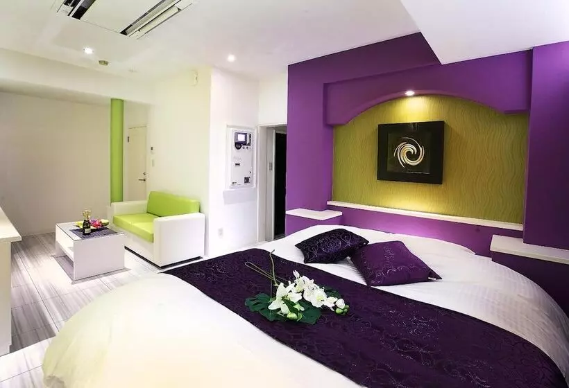 Hotel L Eclair