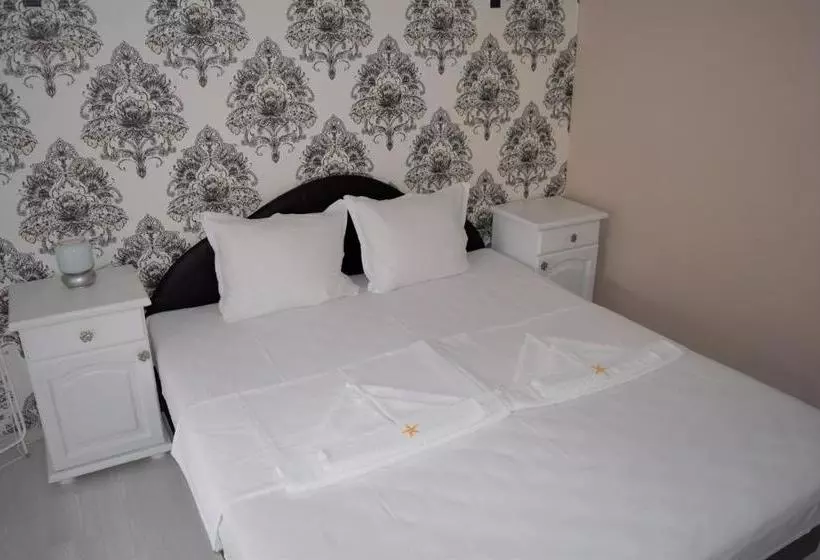 پانسیون Guest House Gloria