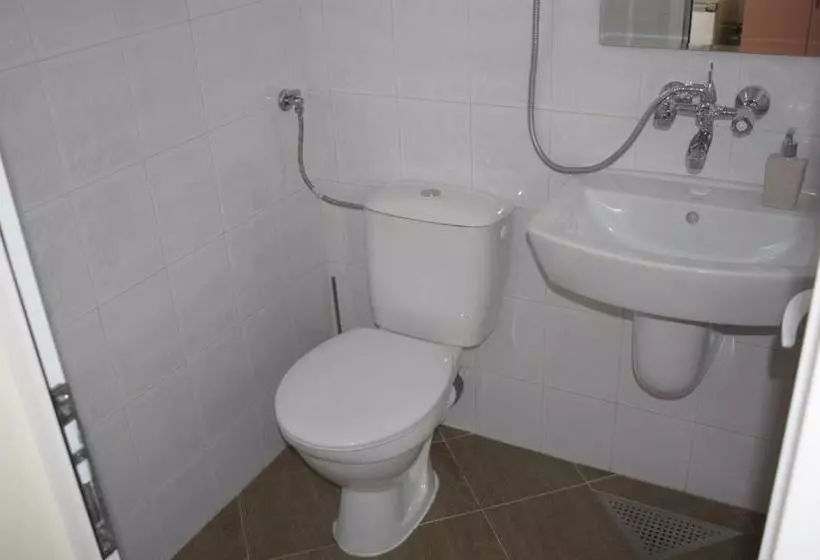 پانسیون Guest House Gloria