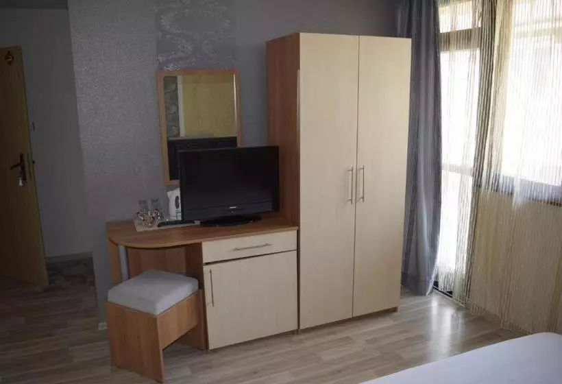 پانسیون Guest House Gloria