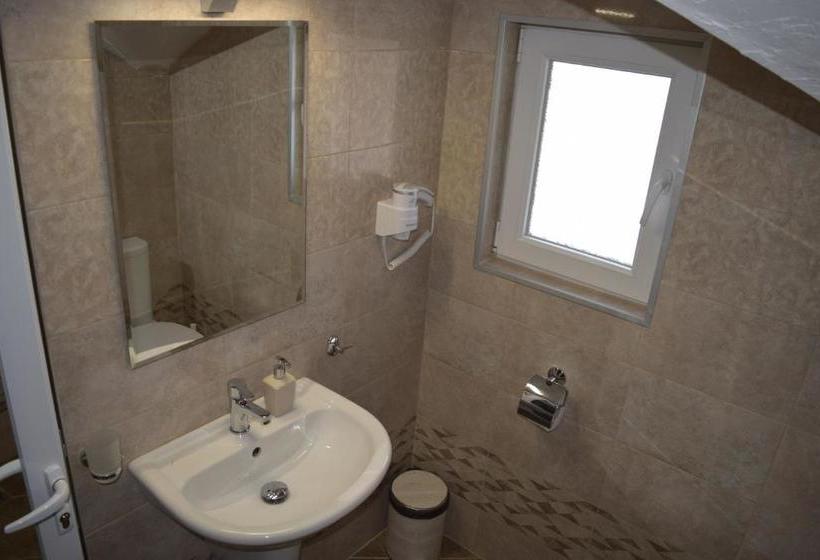 پانسیون Guest House Gloria