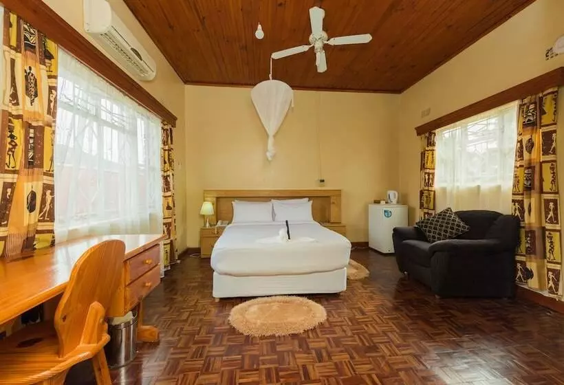 پانسیون Nelly S Guesthouse