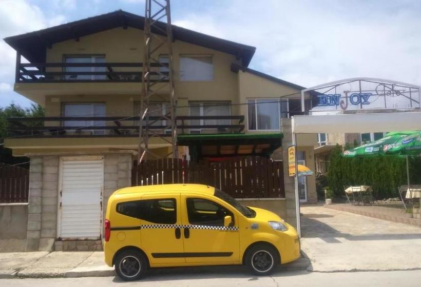 펜션 Enjoy Guest House