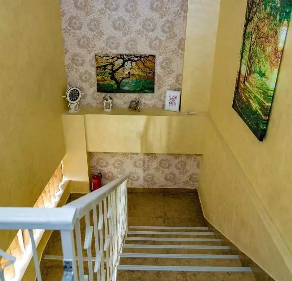 Majatalo Floare De Iris