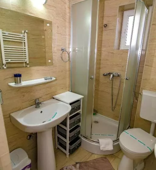 Majatalo Floare De Iris