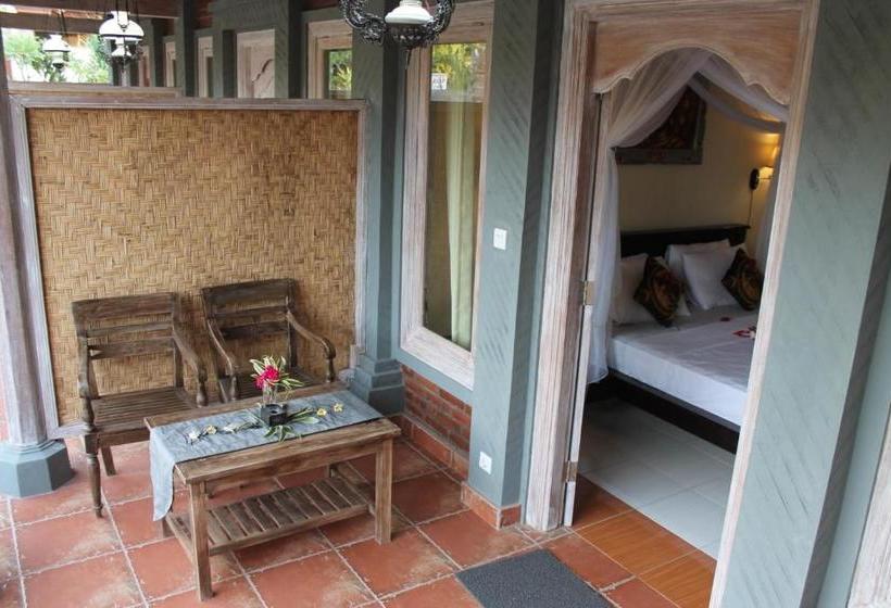 بنسيون Ode Resto Guesthouse