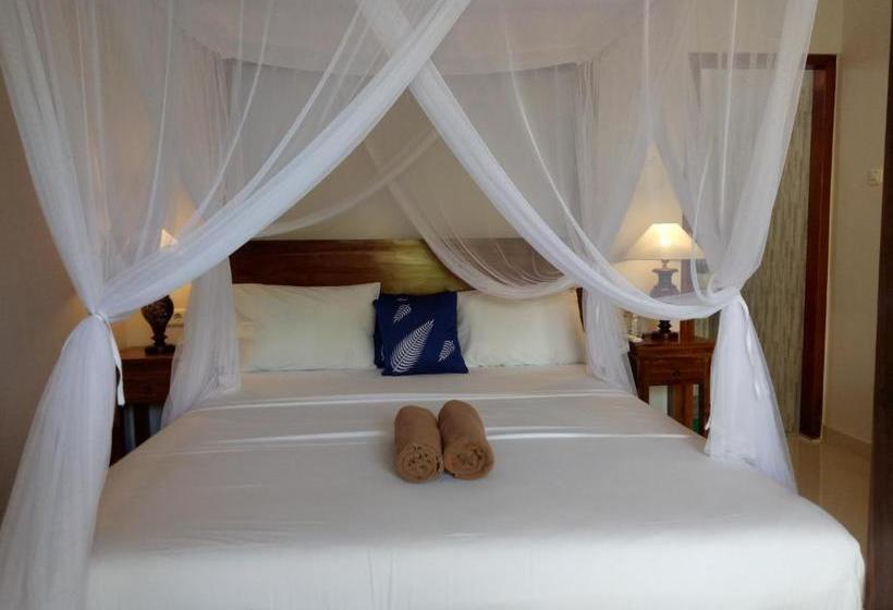 פנסיון Suryadina Guest House