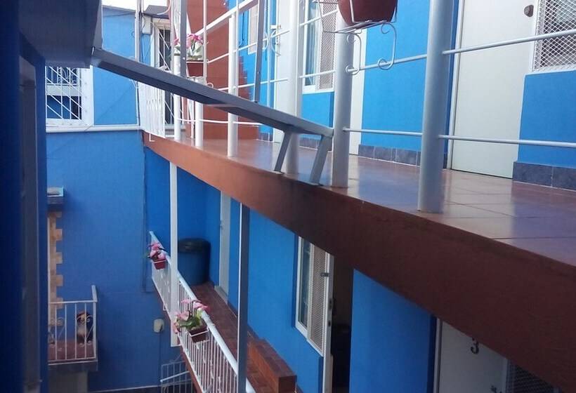 La Pension Casa Azul   Hostel