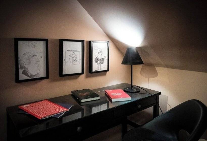 بنسيون Ratiu House