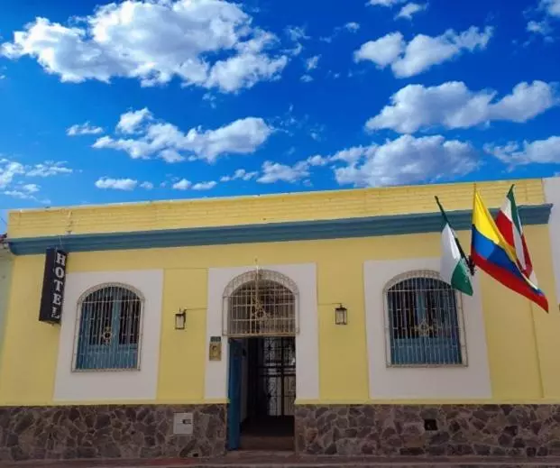 ユースホステル Posada De Santa Elena