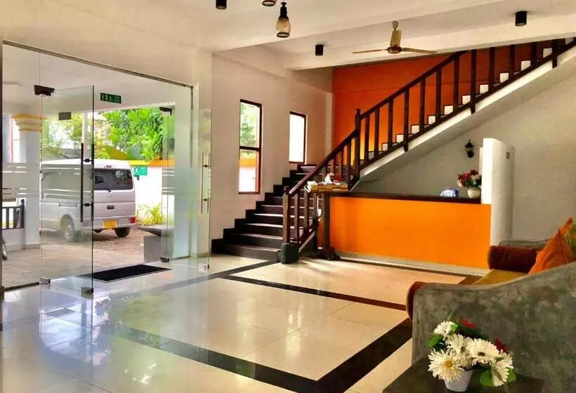 Hotel Sundowners Guesthouse