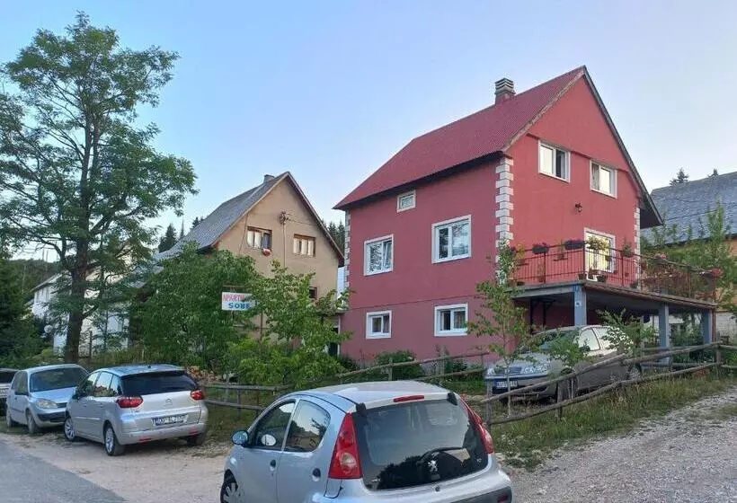 پانسیون Apartmani Sobe Sljivancanin