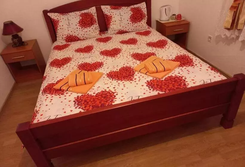 پانسیون Apartmani Sobe Sljivancanin