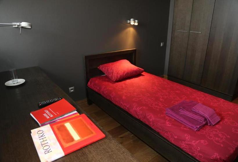 پانسیون Rothko Museum Residences