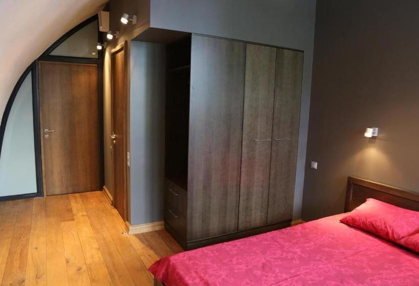 پانسیون Rothko Museum Residences