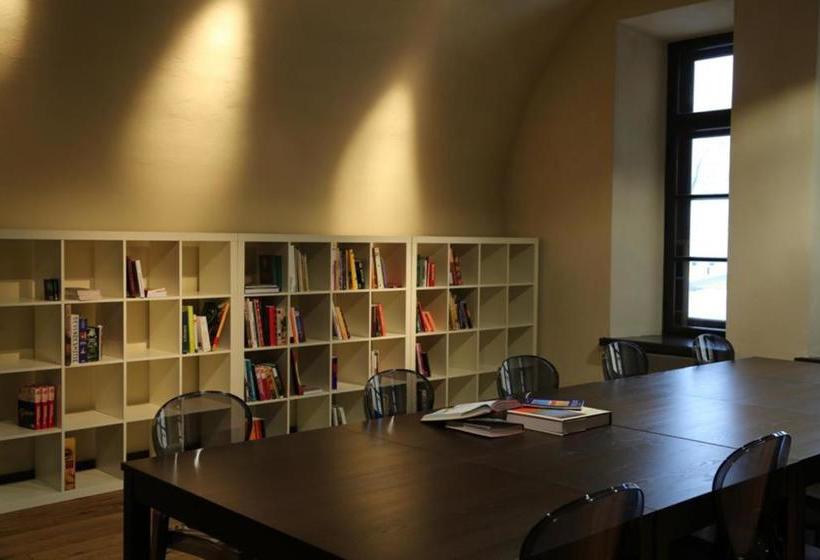 پانسیون Rothko Museum Residences