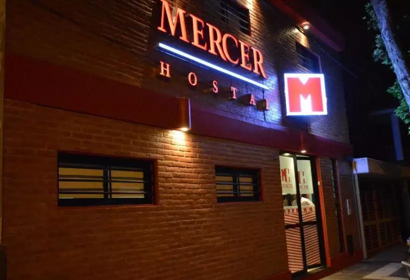 ペンション Mercer Hostal