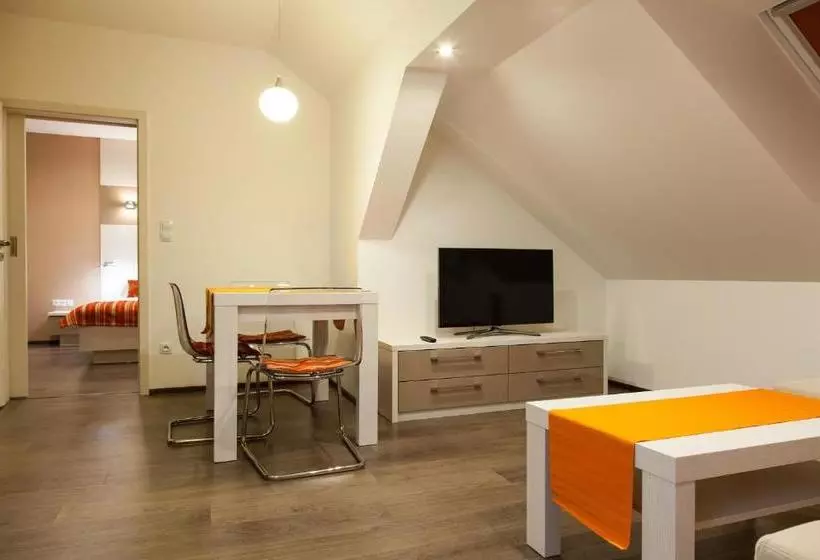 ペンション Penzion Na Valech Hodonín