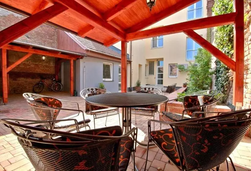 ペンション Penzion Na Valech Hodonín